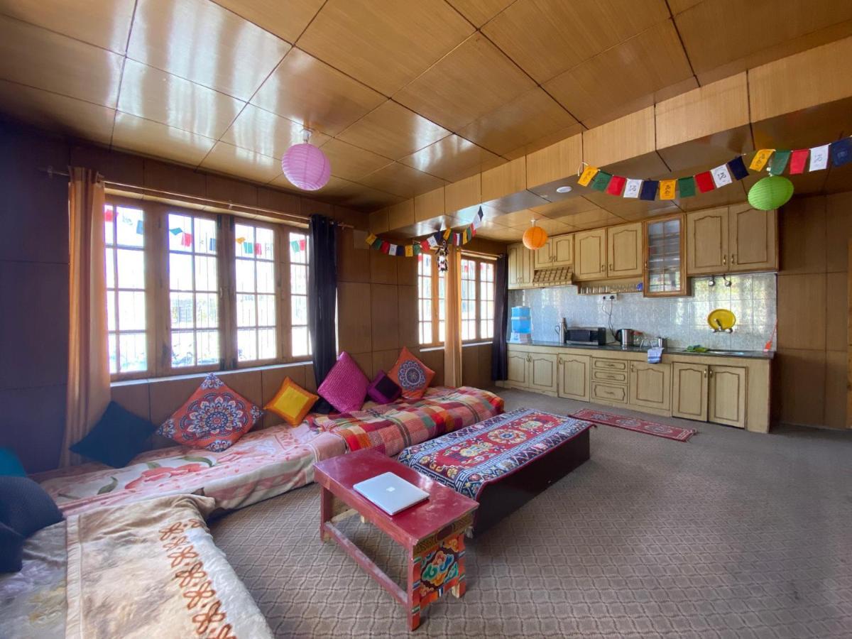 Happy Drifters Hostel Leh Exterior photo